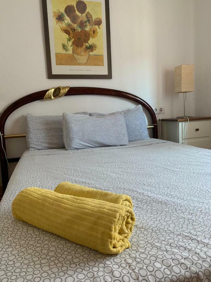 La Casa De Los Tres Amigos Sagunto Kültér fotó